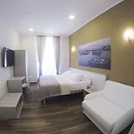 Stazione Πανσιόν 4*